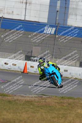 media/Nov-26-2022-Fastrack Riders (Sat) [[b001e85eef]]/Level 2/Session 3 Outside Turn 9/